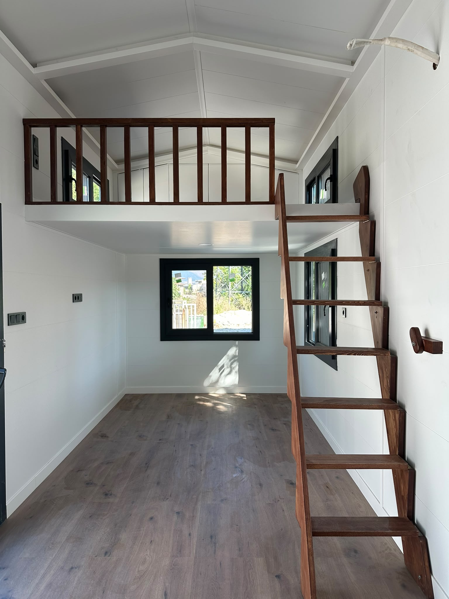 Model 02 teslimatı